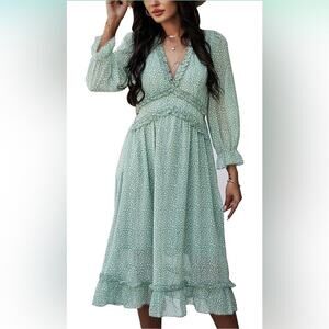 Women’s Green and white tea length dress size small